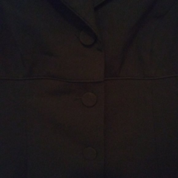 Black - Alyn Paige vest. size 11/12, 100% polyester - Picture 2 of 4